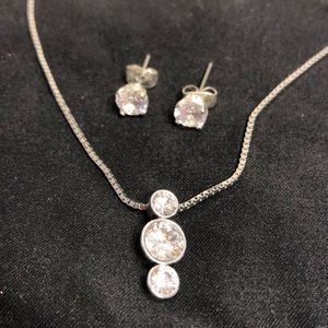 Swarovski necklace and earring set